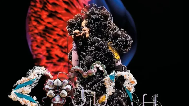 Björk: Cornucopia